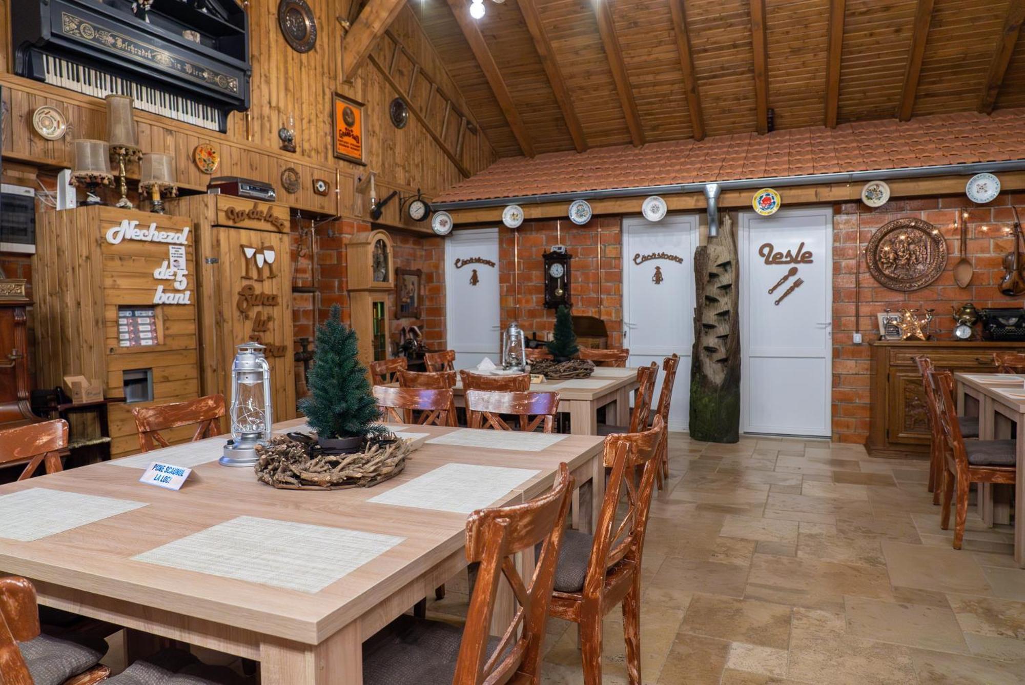 Sura Lu' Patru Vulcan (Hunedoara) Exterior foto